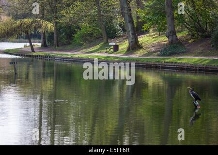 Frankreich, Region Ile de France, Hauts de seine, Ville d'Avray, 53 rue de Versailles, Etangs de Corot, auberge Cabassud, les Paillottes, Stockfoto