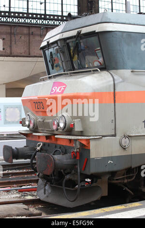 SNCF (Société Nationale des Chemins de Fer Français; "Nationale Gesellschaft der französischen Eisenbahnen" oder "French National Railway Company") Stockfoto