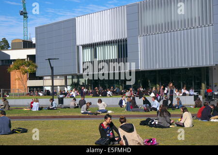 Universität von Sydney Campus und Studenten, öffentliche Universität 1850 gegründet, erste Universität Australiens, Camperown, Sydney Stockfoto