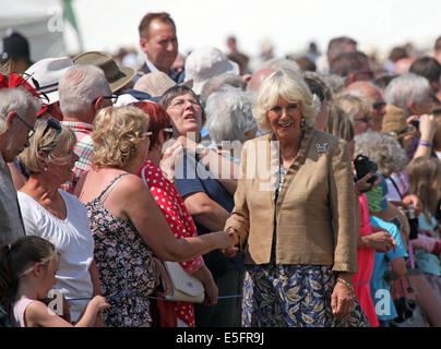 Norfolk, Großbritannien. 30. Juli 2014. Seine königliche Hoheit Prinz Charles, Prince Of Wales und Camilla, Herzogin von Cornwall, besuchen die 133. Sandringham Flower Show in Norfolk Credit: Ian Ward/Alamy Live News Stockfoto