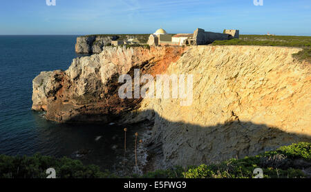 Atlantik-Küste in der Nähe von Cabo Sao Vicente, Sagres, Portugal Stockfoto