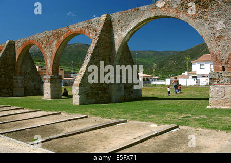 Aquädukt von Los Arcos, Algeciras, Provinz-Cádiz, Region Andalusien, Spanien, Europa Stockfoto