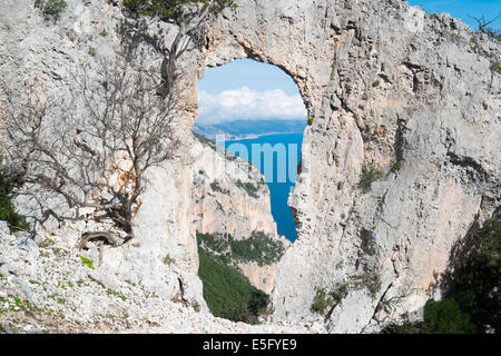 Trekking Trail nach Cala Mariolu, Baunei, Sardinien, Italien Stockfoto