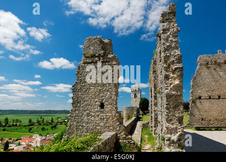 Portugal, Beira Litoral, die Costa da Prata, Montemor-o-Velho Burg in der Nähe von Figueira da Foz Stockfoto