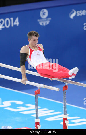 Glasgow, Schottland. 30. Juli 2014. Glasgow Commonwealth Games, Tag 7 von siehe Hydro, Gymnastik. Herren Allround-Finale. Gold nach England's Max Whitlock mit insgesamt 90.631. Silber ging an Schottlands Daniel Keatings mit einer Punktzahl von 88.298 und Bronze erhielt Englands Nil Wilson mit einer Punktzahl von 87.965. Bildnachweis: Aktion Plus Sport/Alamy Live-Nachrichten Stockfoto