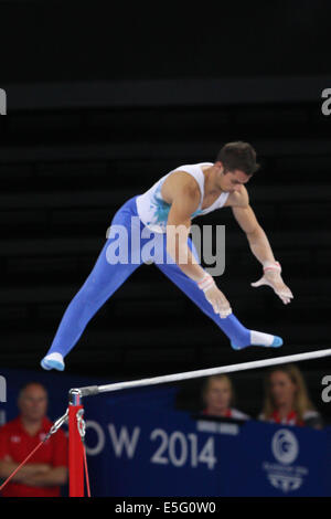 Glasgow, Schottland. 30. Juli 2014. Glasgow Commonwealth Games, Tag 7 von siehe Hydro, Gymnastik. Herren Allround-Finale. Gold nach England's Max Whitlock mit insgesamt 90.631. Silber ging an Schottlands Daniel Keatings mit einer Punktzahl von 88.298 und Bronze erhielt Englands Nil Wilson mit einer Punktzahl von 87.965. Bildnachweis: Aktion Plus Sport/Alamy Live-Nachrichten Stockfoto