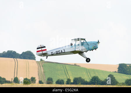 G-BSAJ Bücker Bu 131 Jungmann bei Duxford ausziehen Stockfoto