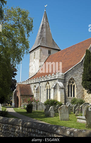 Holy Trinity Church, Bosham, West Sussex. VEREINIGTES KÖNIGREICH. Älteste Kirche in Sussex - 1300 Jahre. 8 Jahre alte Tochter König Canute begraben Stockfoto