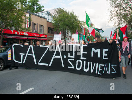 Montreal, Kanada. 30. Juli 2014. Ward nahm auf die Straße zu protestieren gegen die kontinuierliche Bombardierung des Gazastreifens, die in einer wachsenden Zahl von palästinensischen zivilen Casulaties resultiert. Bildnachweis: Megapress/Alamy Live-Nachrichten Stockfoto