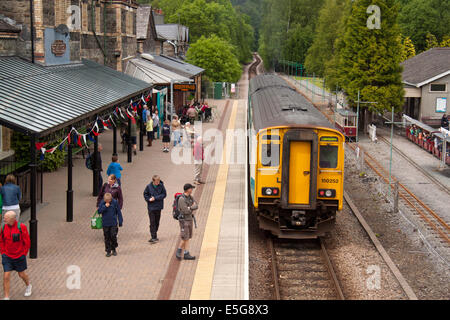 Ansicht von Betws-y-Coed-Station in Conwy Valley, Gwynedd, Nordwales, UK. Stockfoto