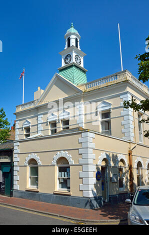Margate, Kent, England, UK. Das alte Rathaus im Marktplatz, jetzt ein Citizens Advice Bureau Stockfoto