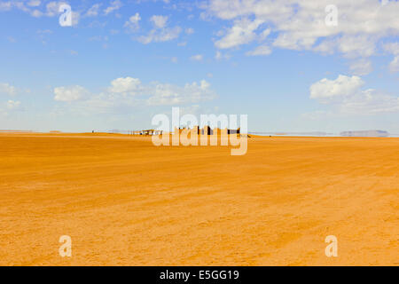 Ch'gagga Wüste 5 Stunde Fahrt nach amerzgane, 4-Rad Antrieb über trockenen See iriki Bett, einmal einen riesigen See, Sahara, Süden Marokko Stockfoto