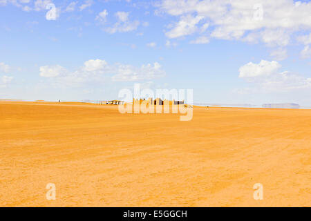 Ch'gagga Wüste 5 Stunde Fahrt nach amerzgane, 4-Rad Antrieb über trockenen See iriki Bett, einmal einen riesigen See, Sahara, Süden Marokko Stockfoto