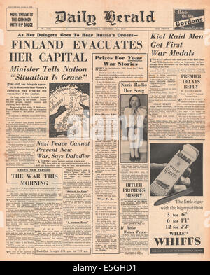 1939 daily Herald Titelseite Berichterstattung Evakuierung von Helsinki über Belange der Bedrohung durch die Sowjetunion Stockfoto