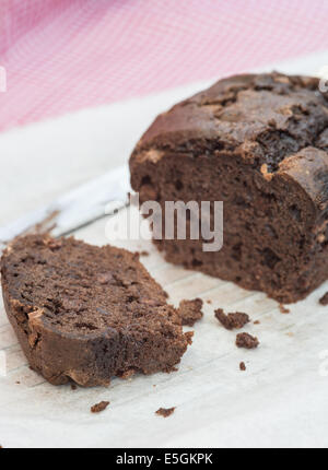 Frische leckere hausgemachte Schokolade Chip Kuchen Brot Stockfoto