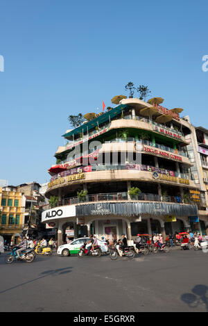 Hochland Kaffee Shop, Hanoi, sozialistische Republik von Vietnam. Stockfoto