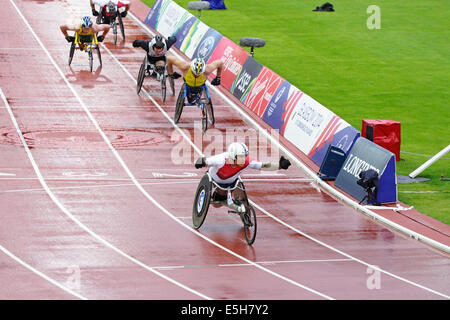 Hampden Park, Glasgow, Schottland, Großbritannien, Donnerstag, Juli 2014. David Weir aus England gewinnt Gold im Manns para-Sport 1500 m T54 Finale bei den Glasgow 2014 Commonwealth Games Stockfoto