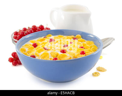 Cornflakes in Schüssel isoliert auf weißem Hintergrund Stockfoto
