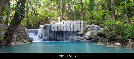 Erawan Wasserfälle am Erawan National Park, Thailand Stockfoto