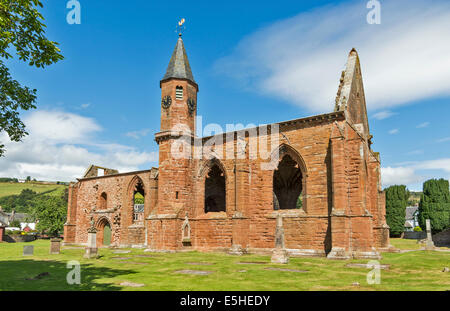 FORTROSE AUS ROTEM SANDSTEIN KATHEDRALE CA. 1300 BLACK ISLE-SCHOTTLAND Stockfoto