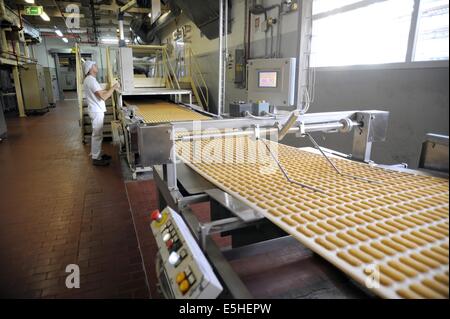 Novara (Italien), Pavesi Pflanze (Barilla-Gruppe), Produktionslinie von Keksen Stockfoto