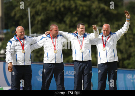 Glasgow, Schottland. 1. August 2014.  Glasgow Commonwealth Games.  Tag 9.  Kelvingrove Lawn Bowls Centre.  Mens Lawn Bowls Vieren Finale.  Schottland gegen England. Schottland mit der Gold-Medaillen. Bildnachweis: Action Plus Sport Bilder/Alamy Live News Stockfoto