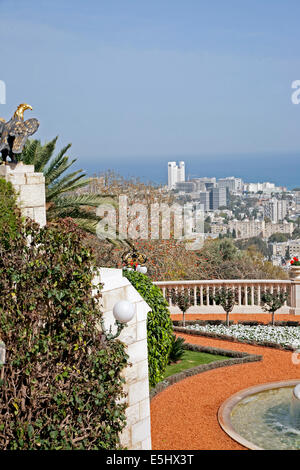 Blick auf Haifa von der Spitze des Mount Carmel, Haifa, Israel Stockfoto