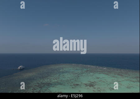 Blick vom Leuchtturm am Sanganeb Riff im Roten Meer Küste von Sudan Stockfoto