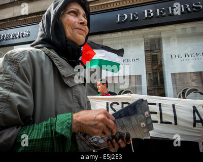 London, UK. 1. August 2014. Protest gegen De Beers Aufrufe zum Boykott israelischer "Blutdiamanten" Credit: Guy Corbishley/Alamy Live News Stockfoto