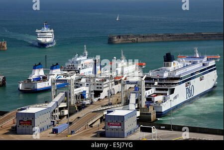 Erhöhten Blick auf Hafen von Dover, Kent, England, Uk. Stockfoto