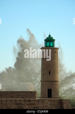Leuchtturm in Cassis Harbour Frankreich Stockfoto