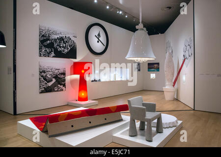 Niederlande, Amsterdam, Stedelijk Museum, Museum für zeitgenössische Kunst. Dutch Design Kollektion Moooi Stockfoto