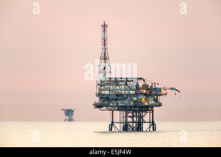 Niederlande, Den Helder, Niederlande Wirtschaftszone auf Nordsee. Gas-Produktionsplattformen Stockfoto