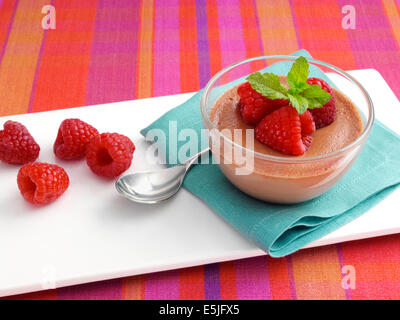 Himbeer Schoko Pot au feu Stockfoto