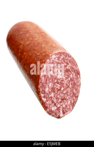 Geräucherte Wurst auf einem weißen Hintergrund isoliert Stockfoto