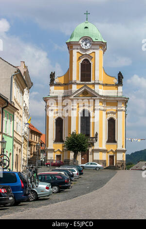 St. Peter und Paul Church - Mirove Square, Ustek Stadt - die kleinste städtische Erhaltung in die Tschechische Republik-Nordböhmen