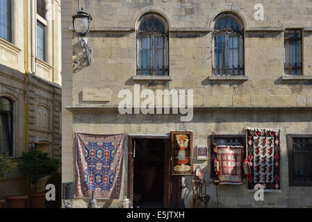 Souvenir-Shop in der Altstadt, Baku, Aserbaidschan Stockfoto