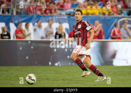 Charlotte, North Carolina, USA. 2. August 2014. AC Milan Verteidiger DANIELE BONERA (25) während der 2014 Guinness International Champions Cup match zwischen AC Milan und Liverpool in der Bank of America Stadium in Charlotte, North Carolina. Liverpool geht auf 2: 0 zu gewinnen. Bildnachweis: Jason Walle/ZUMA Draht/Alamy Live-Nachrichten Stockfoto