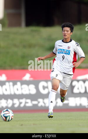 Kanagawa, Japan. 1. August 2014. Motoki Hirakawa (Consadole) Fußball /Soccer: Adidas WM 2014, 38. Japan Club Youth Football Championship (U18) Semi Final match zwischen Consadole Sapporo u-18-0-3 Mitsubishi Yowa SC Jugend im Nippatsu-Mitsuzawa-Stadion in Kanagawa, Japan. Bildnachweis: AFLO SPORT/Alamy Live-Nachrichten Stockfoto