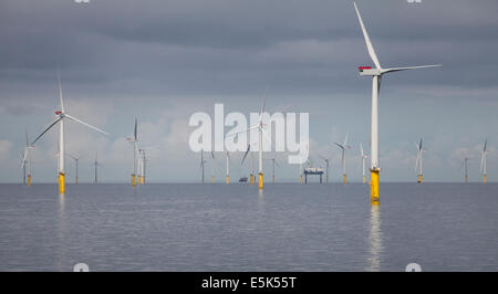 Gwynt y Mor Offshore-Windpark aus Küste von Nordwales während der Bauphase von Frühjahr 2014 Stockfoto