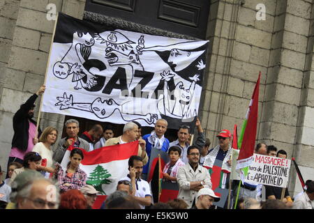 Grenoble, Frankreich. 2. August 2014. Propalästinensische Demonstration gegen die israelische Militäroperation im Gaza-Streifen. Grenoble am 2. August. Grenoble, Frankreich - 02.08.2014 Credit: Thibaut/Alamy Live-Nachrichten Stockfoto