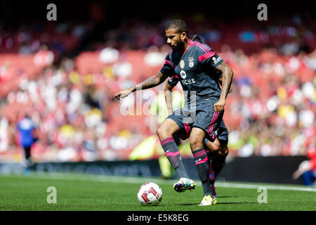 London, UK. 3. August 2014. Emirates Cup. Benfica gegen Valencia vgl. Benfica BEBE in Aktion. Bildnachweis: Aktion Plus Sport/Alamy Live-Nachrichten Stockfoto