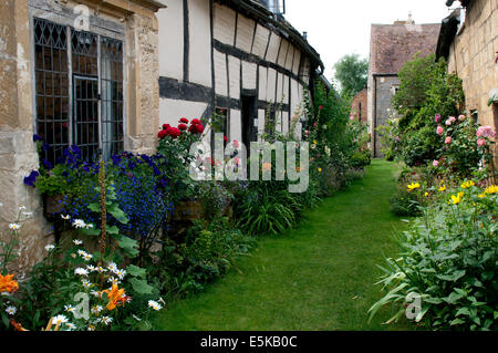 Weg durch das Vlies Inn, Bretforton, Worcestershire, England, UK Stockfoto