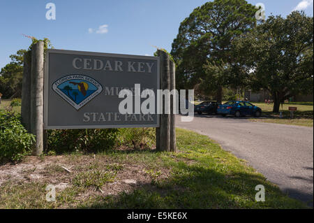 Eingang zum Cedar Key Museum State Park, Florida USA Stockfoto