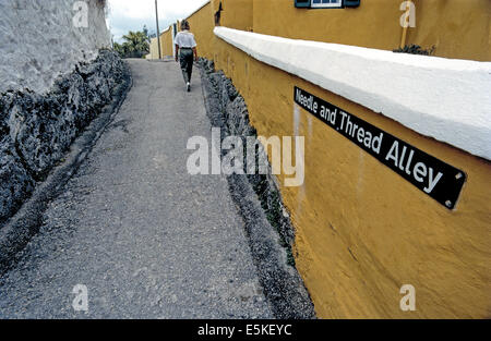 "Nadel und Faden Gasse" und andere koloniale Namen in St. George, die erste Hauptstadt von Bermuda, einem britischen Insel Gebiet erhalten geblieben. Stockfoto