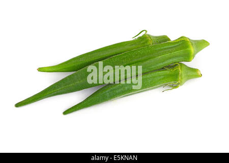 Okra, ganze rohe Okro Hülsen Stockfoto