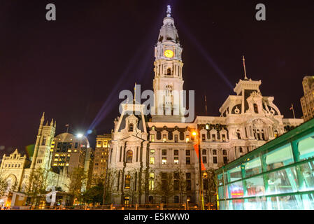 Nacht Straßenbild in der Innenstadt von Philadelphia Stockfoto