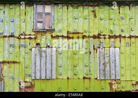 Rostig, leichte grüne Metallwand, Dänemark Stockfoto