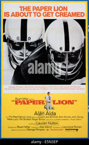 Papier-Löwe, unten: Alan Alda, 1968. Stockfoto