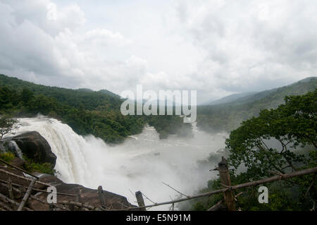 Athirappilly Wasserfälle, Keralla Indien Stockfoto